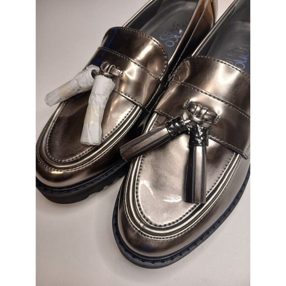 Franco Sarto Sz 5.5 Carolynn Loafers Metallic Pewter Silver w/ Tassels Lugg Sole - Picture 5 of 16